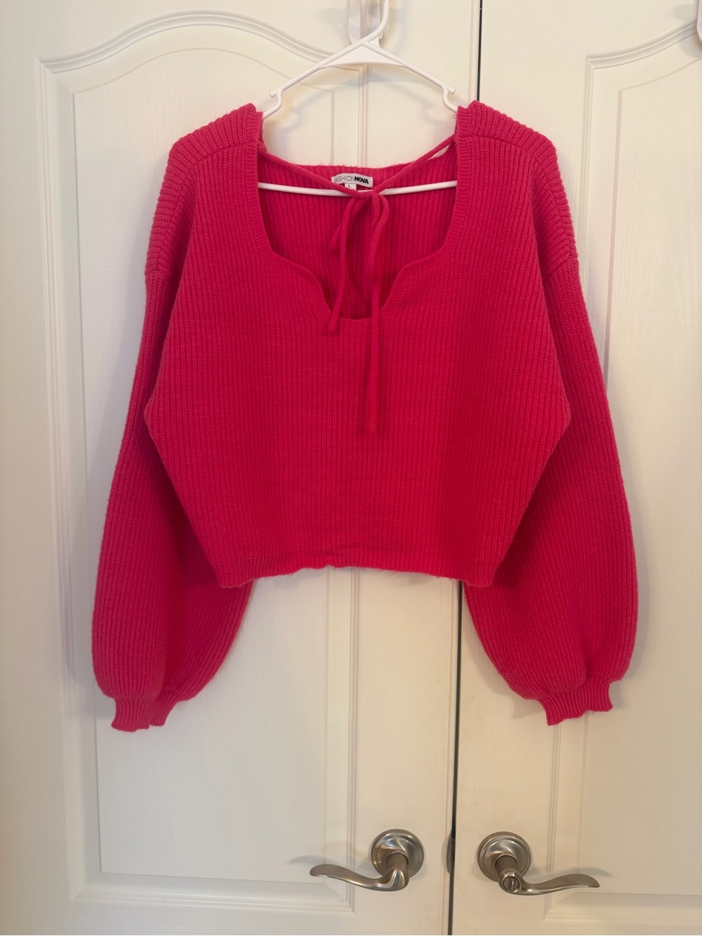Fashion Nova Hot Pink Ribbed open Tie-Neck crop Sweater!